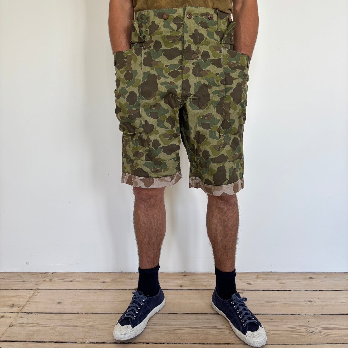 Bermuda Cargo Frogskin Shorts